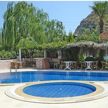 Ξενοδοχείο με διαμερίσματα Iztuzu Apart&villas